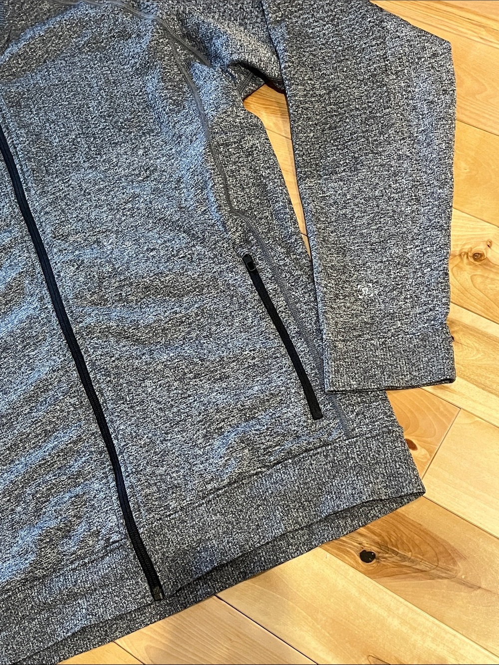 Lululemon Engineered Warmth Jacket - Picture 5 of 7